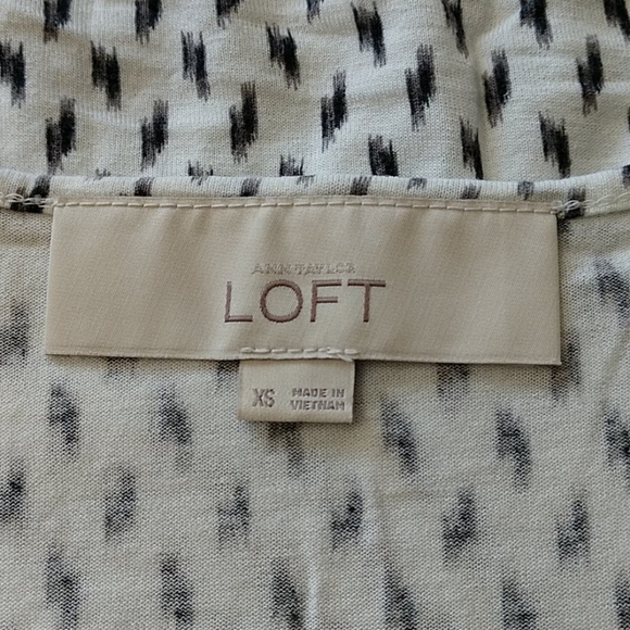 🌞5/$25 Ann Taylor LOFT top, XS - Picture 5 of 5